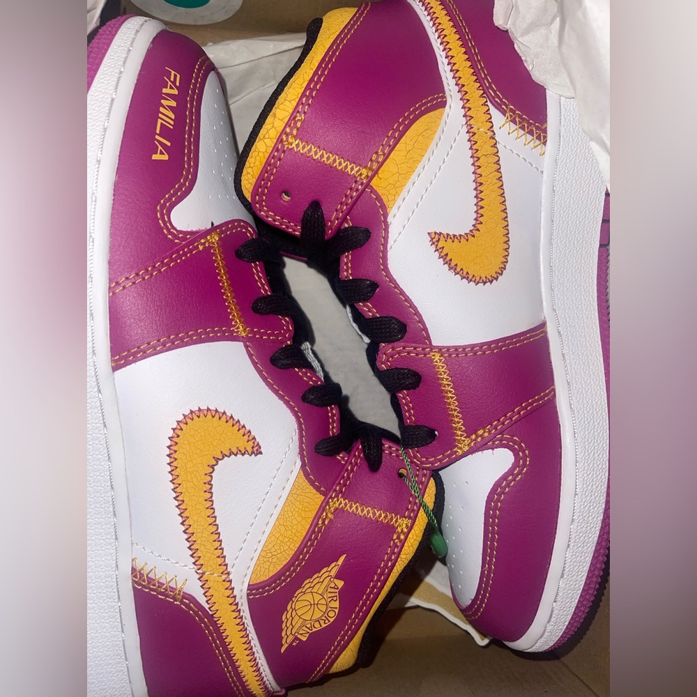 Air Jordan 1 Mid 'Día de Muertos' (5.5YOUTH)